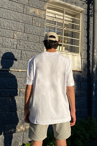 Mosquito Baskılı Beyazı Oversize Tshirt
