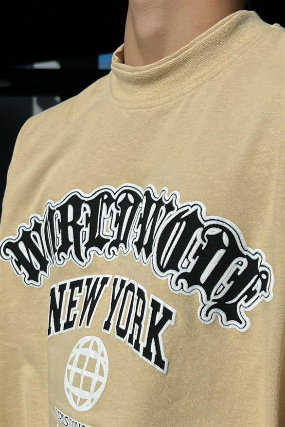 New York Worldwide Bej Oversize Tişört