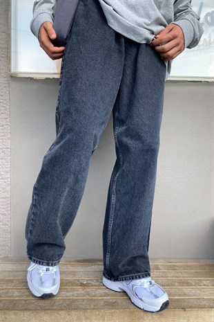 OVERSIZE LOSSE FIT BAGGY JEAN