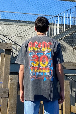 Printed Acid Washed Oversize Tshirt