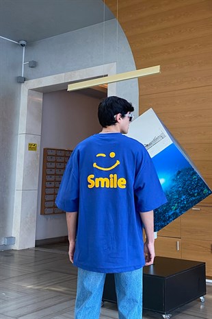 Smile Punchwork Oversize Sax Blue Tshirt