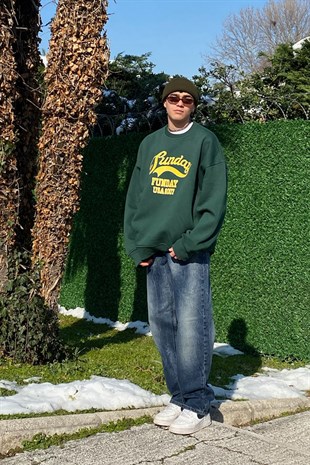 Sunday Funday Oversize Premium Sweatshirt