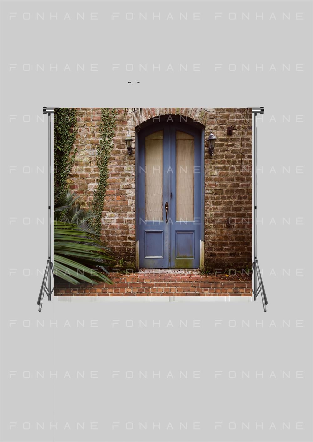 Tuğla Duvar Ve Eski Kapı Zeminsiz Yetişkin Kumaş Fotoğraf Fonu( 3X2,5 MT)