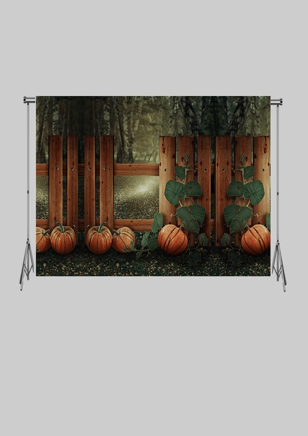 KATLANIR KIRIŞMAZ KUMAŞ - 2 EN 1.5 MT BOY -  Bahçe Çitler Önünde Balkabakları - FABRIC BACKDROP - Stüdyo Fonu