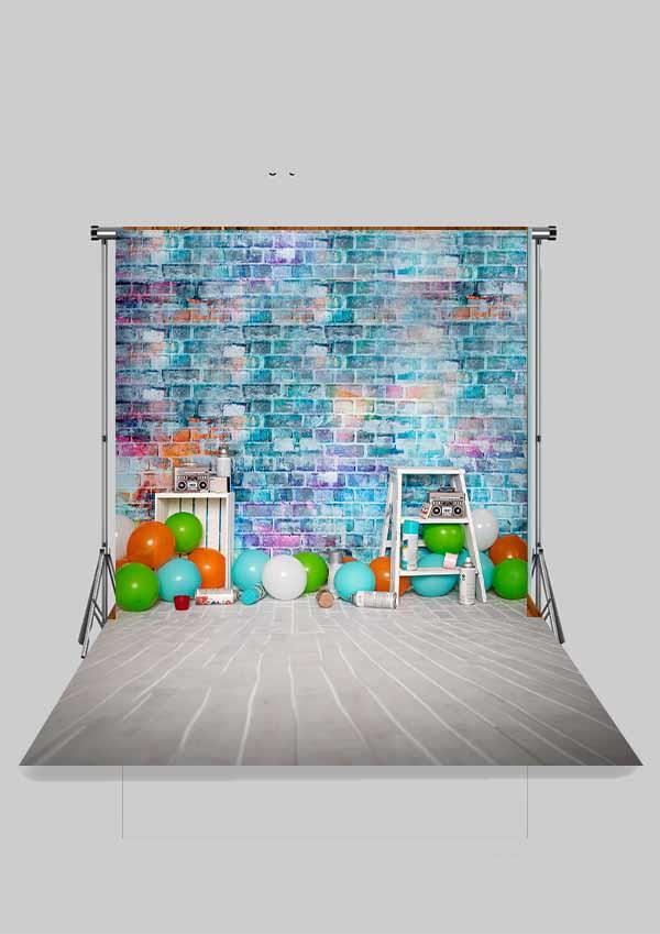 Ressam Temalı Sprey Boyalı Oda Grafiti Kumaş Fotoğraf Fonu( 2X2,5 MT)