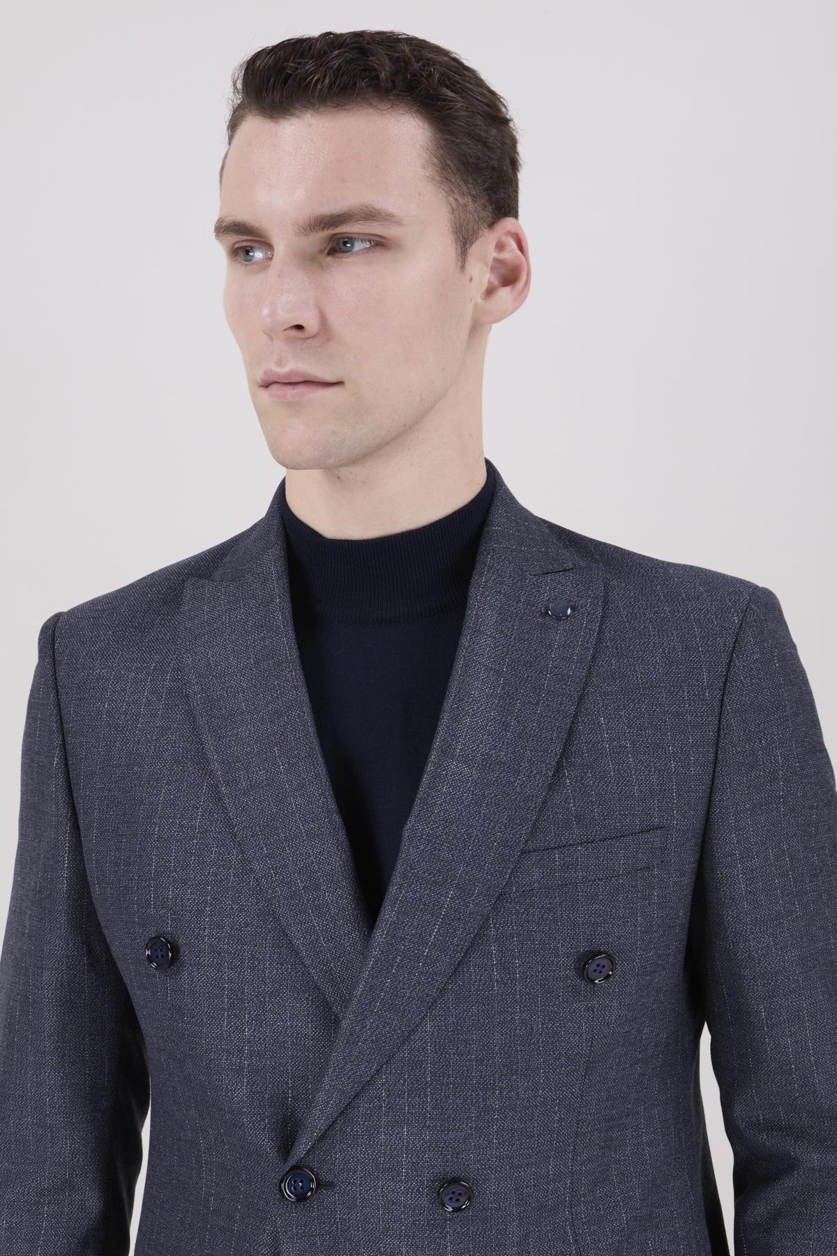 Erkek Slim Fit Sivri Yaka Açık Lacivert Kruvaze Model Takım Elbise