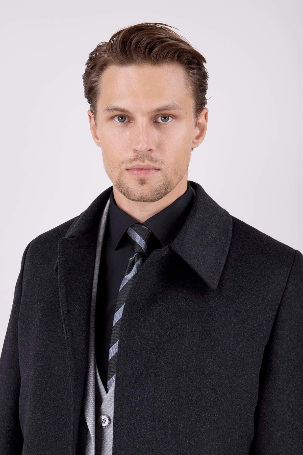 Erkek Antrasit Kaşe Kaban