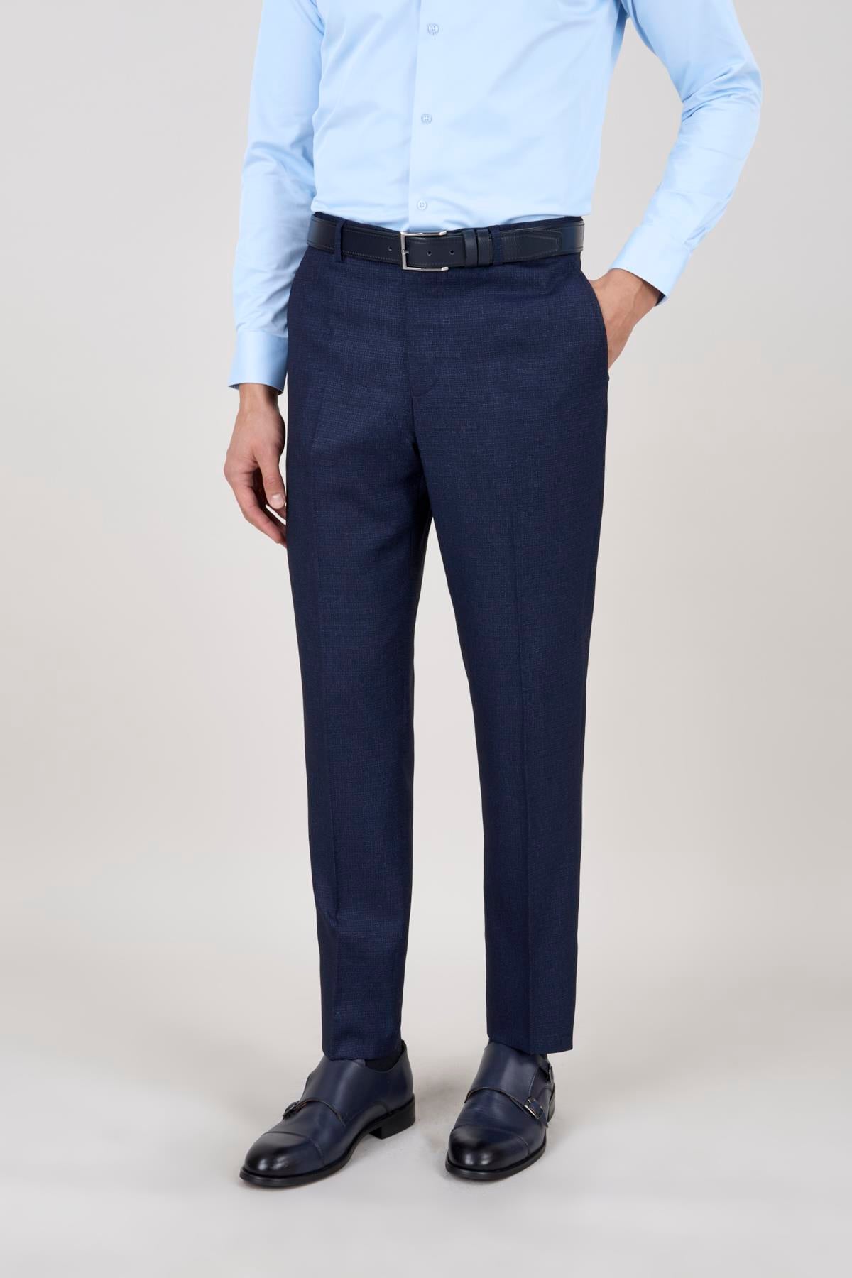 Erkek Slim Fit Mono Yaka Lacivert Ekose Kombin Yelekli Takım Elbise