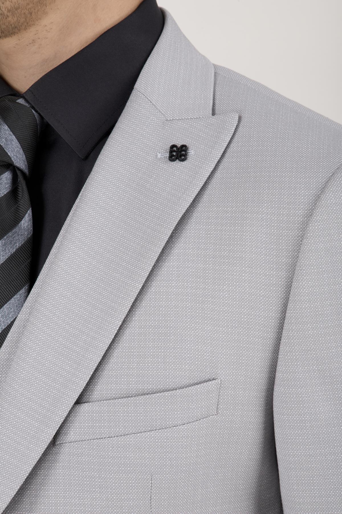 Erkek Slim Fit Sivri Yaka Açık Gri Yelekli Takım Elbise