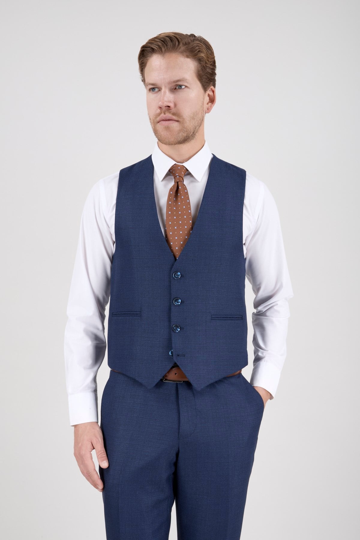 Erkek Slim Fit Sivri Yaka Ekose Yelekli Koyu Mavi Kombin Takım Elbise
