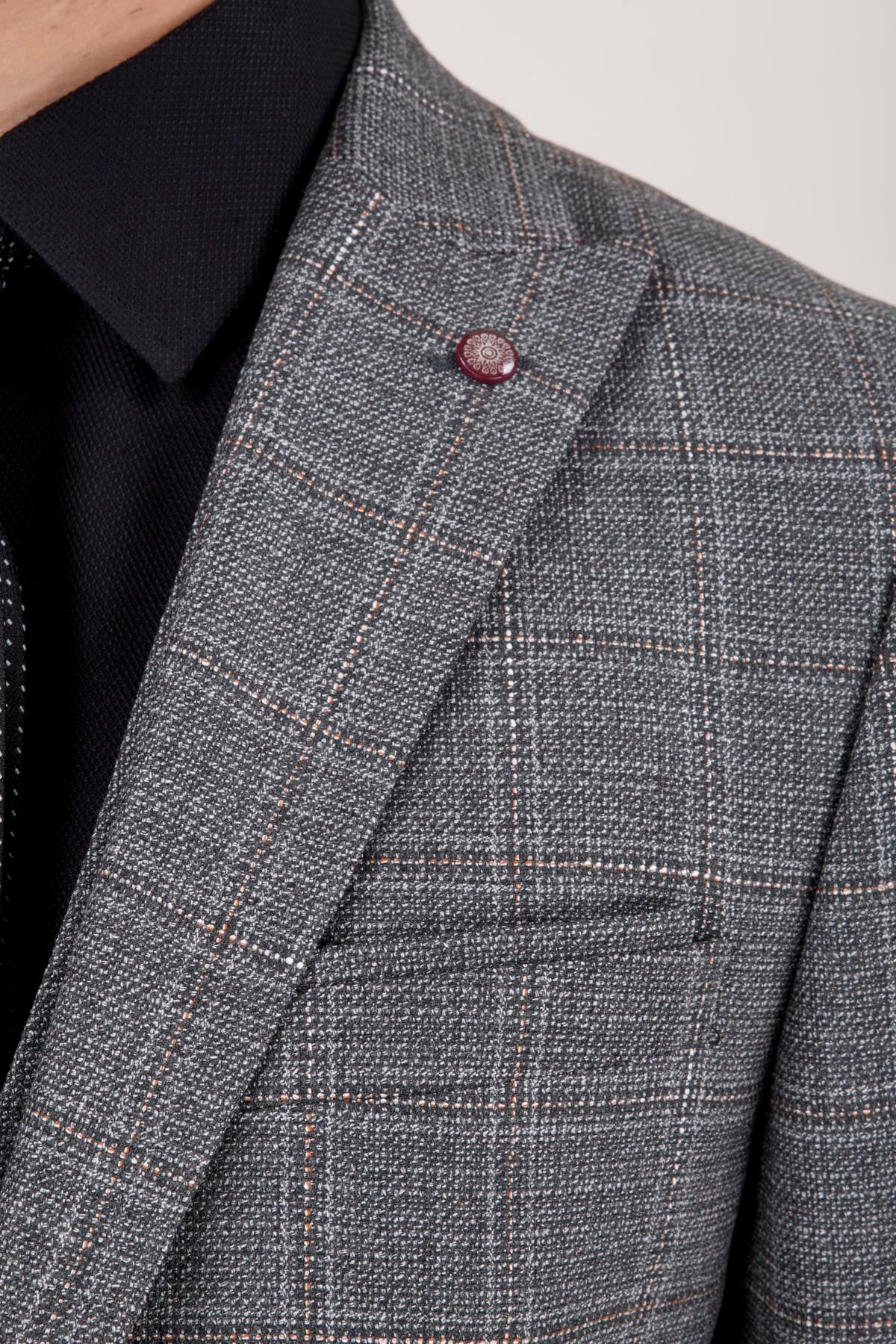 Erkek Slim Fit Sivri Yaka Açık Gri Ekose Yelekli Kombin Takım Elbise
