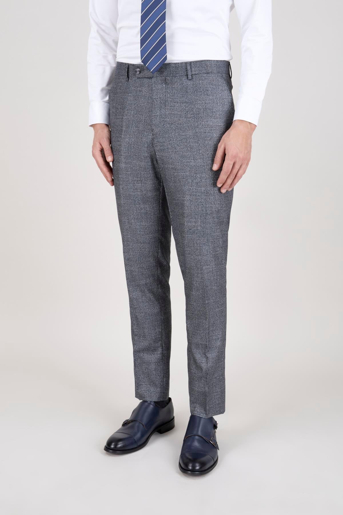 Erkek Slim Fit Sivri Yaka Lacivert Ekose Yelekli Kombin Takım Elbise