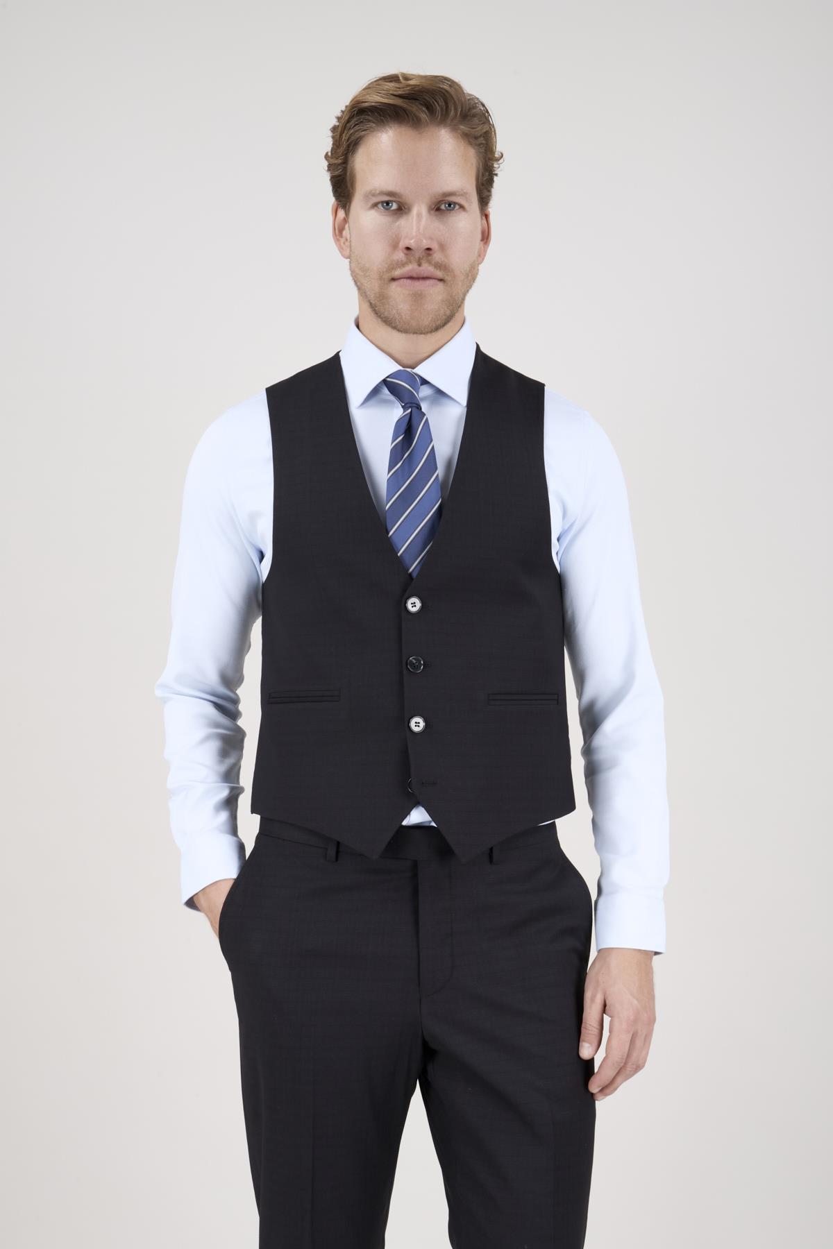 Erkek Slim Fit Sivri Yaka Siyah Ekose Kombin Yelekli Takım Elbise