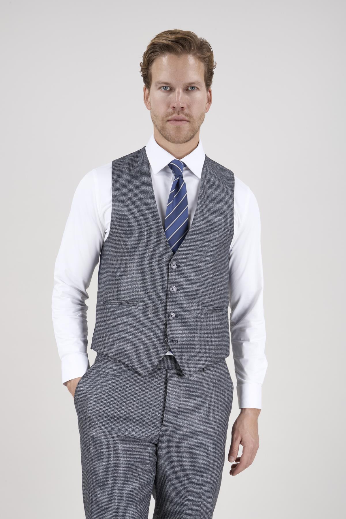 Erkek Slim Fit Sivri Yaka Lacivert Ekose Yelekli Kombin Takım Elbise