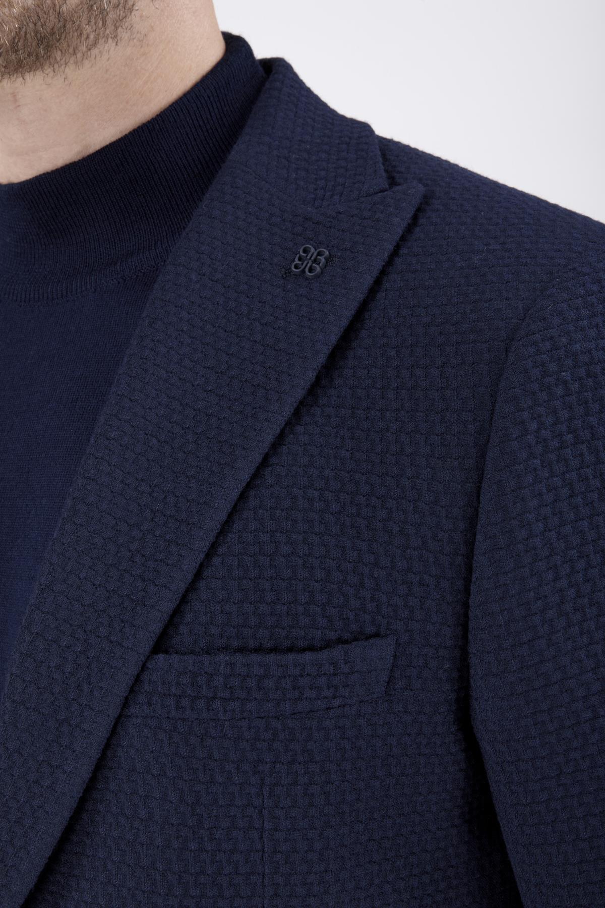 Erkek Slim Fit Sivri Yaka Koyu Lacivert Kombin Takım Elbise
