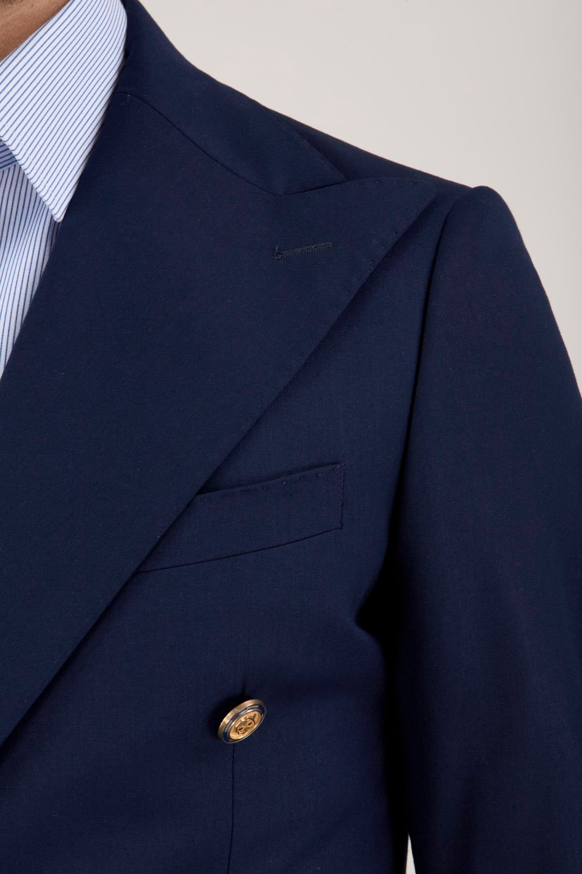 Erkek Slim Fit Sivri Yaka Kruvaze Açık Lacivert Takım Elbise