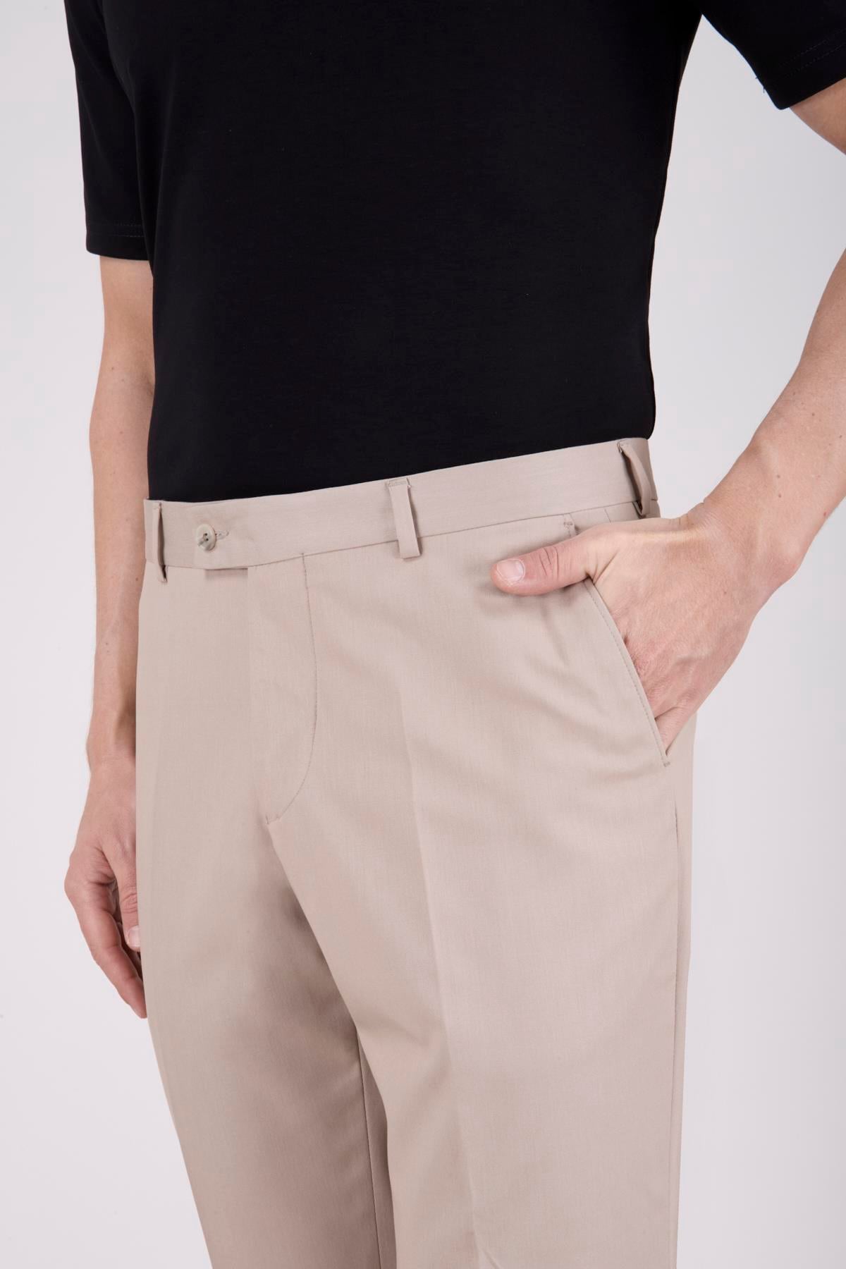 Erkek Slim Fit Sivri Yaka Bej Kruvaze Takım Elbise