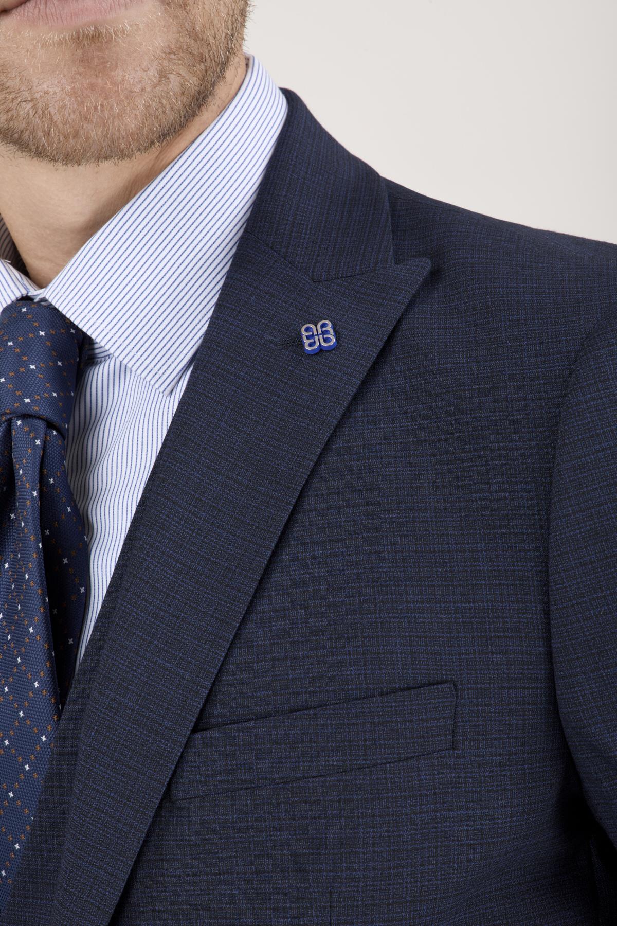 Erkek Slim Fit Sivri Yaka Lacivert Yelekli Takım Elbise