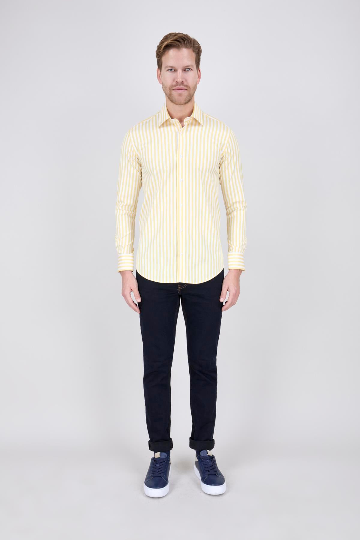 Erkek Slim Fit Arkası Pensli Beyaz Sarı Çizgili Gömlek