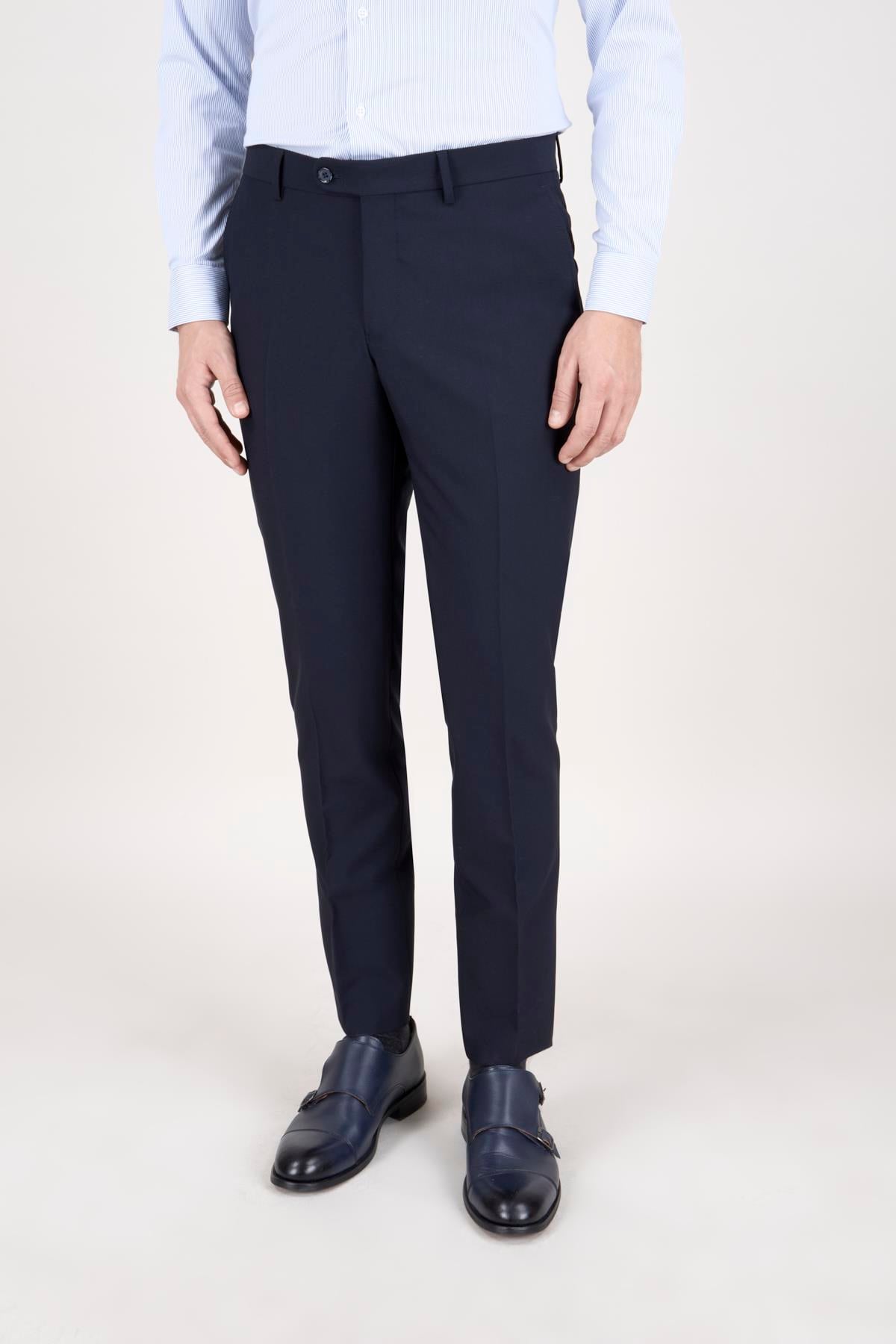 Erkek Slim Fit Sivri Yaka Koyu Lacivert 8 Drop Yelekli Takım Elbise