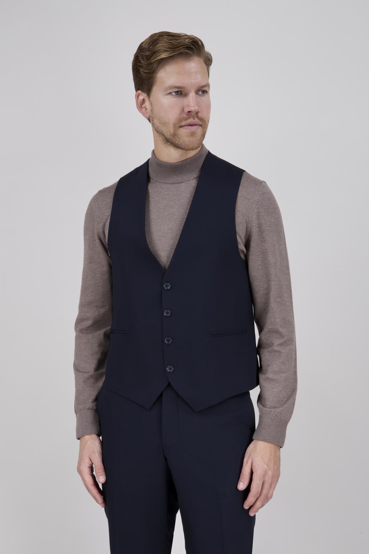 Erkek Slim Fit Sivri Yaka Koyu Lacivert Yelekli Takım Elbise