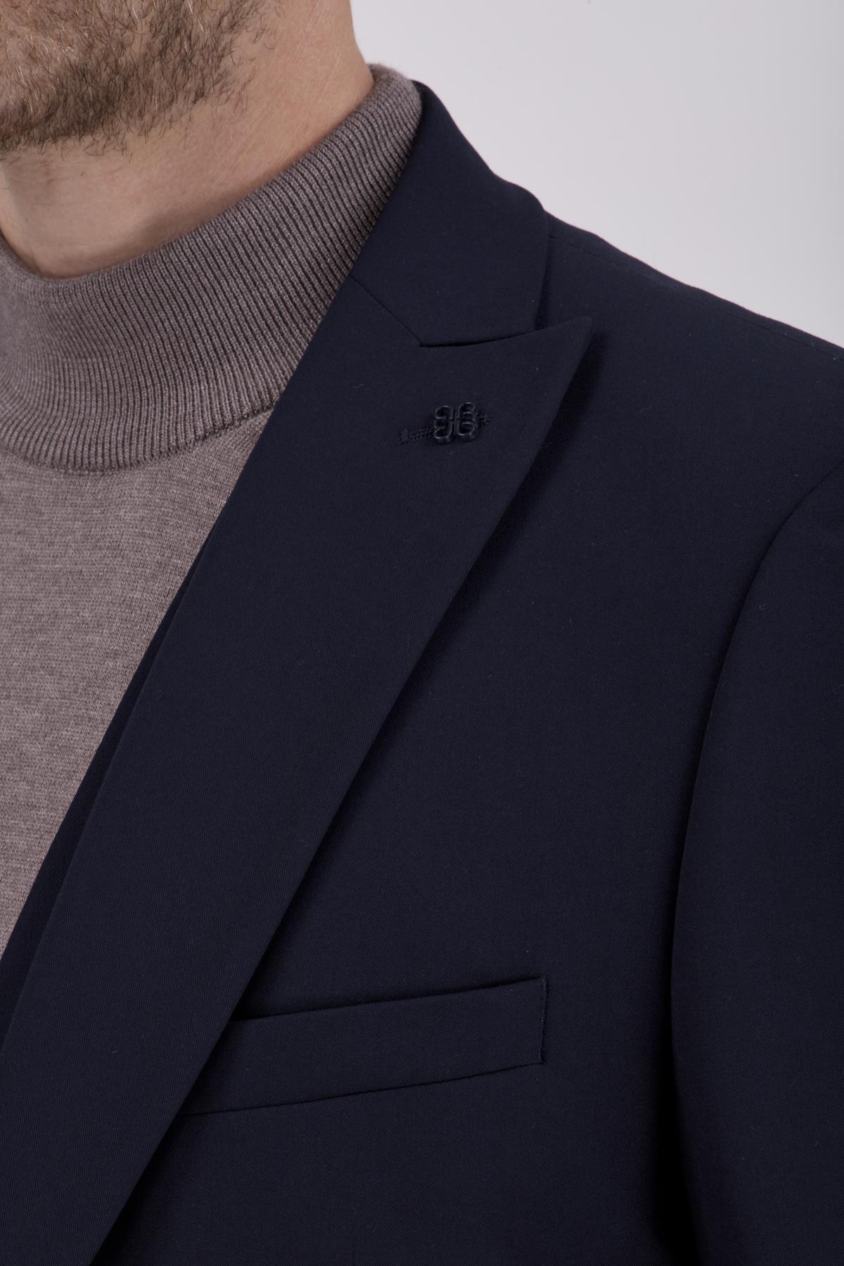 Erkek Slim Fit Sivri Yaka Koyu Lacivert Yelekli Takım Elbise