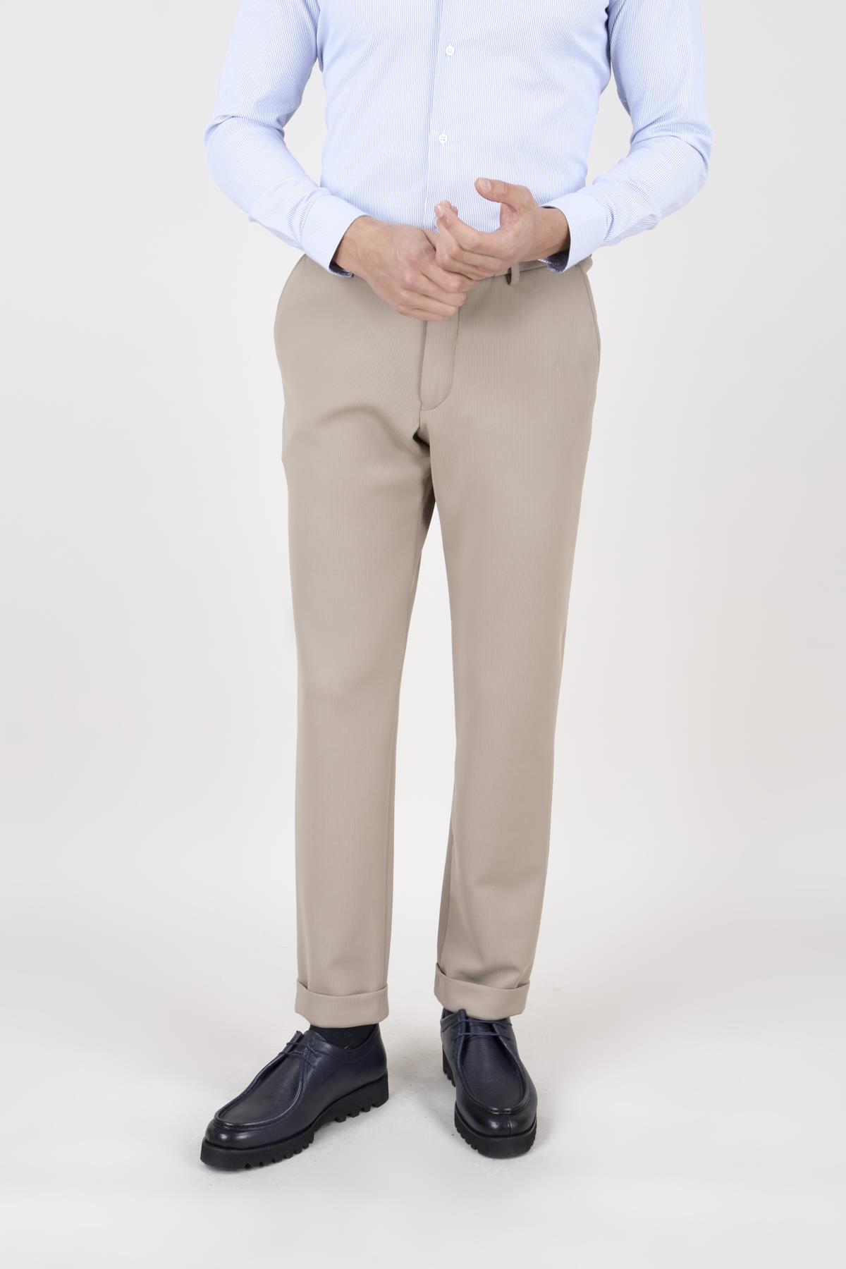 Erkek Slim Fit Sivri Yaka Puntolu Torba Cepli Koyu Bej Yarım Astar Takım Elbise