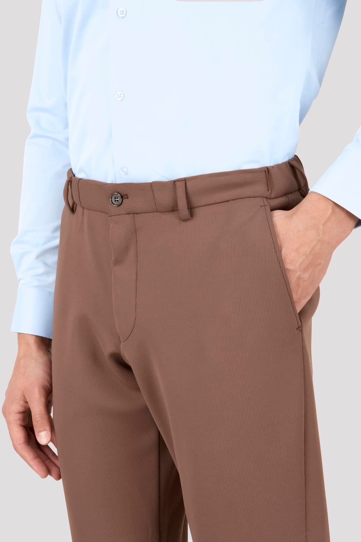 Erkek Slim Fit Sivri Yaka Puntolu Torba Cepli Kahverengi Yarım Astar Takım Elbise