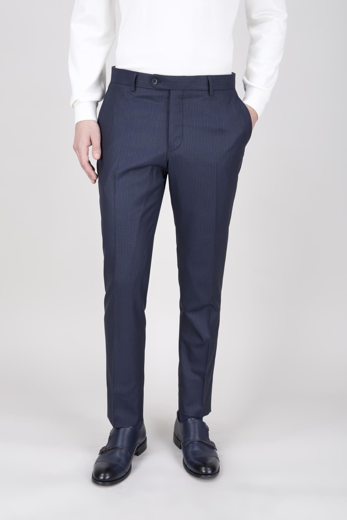 Erkek Slim Fit Sivri Yaka Lacivert Kruvaze Takım Elbise