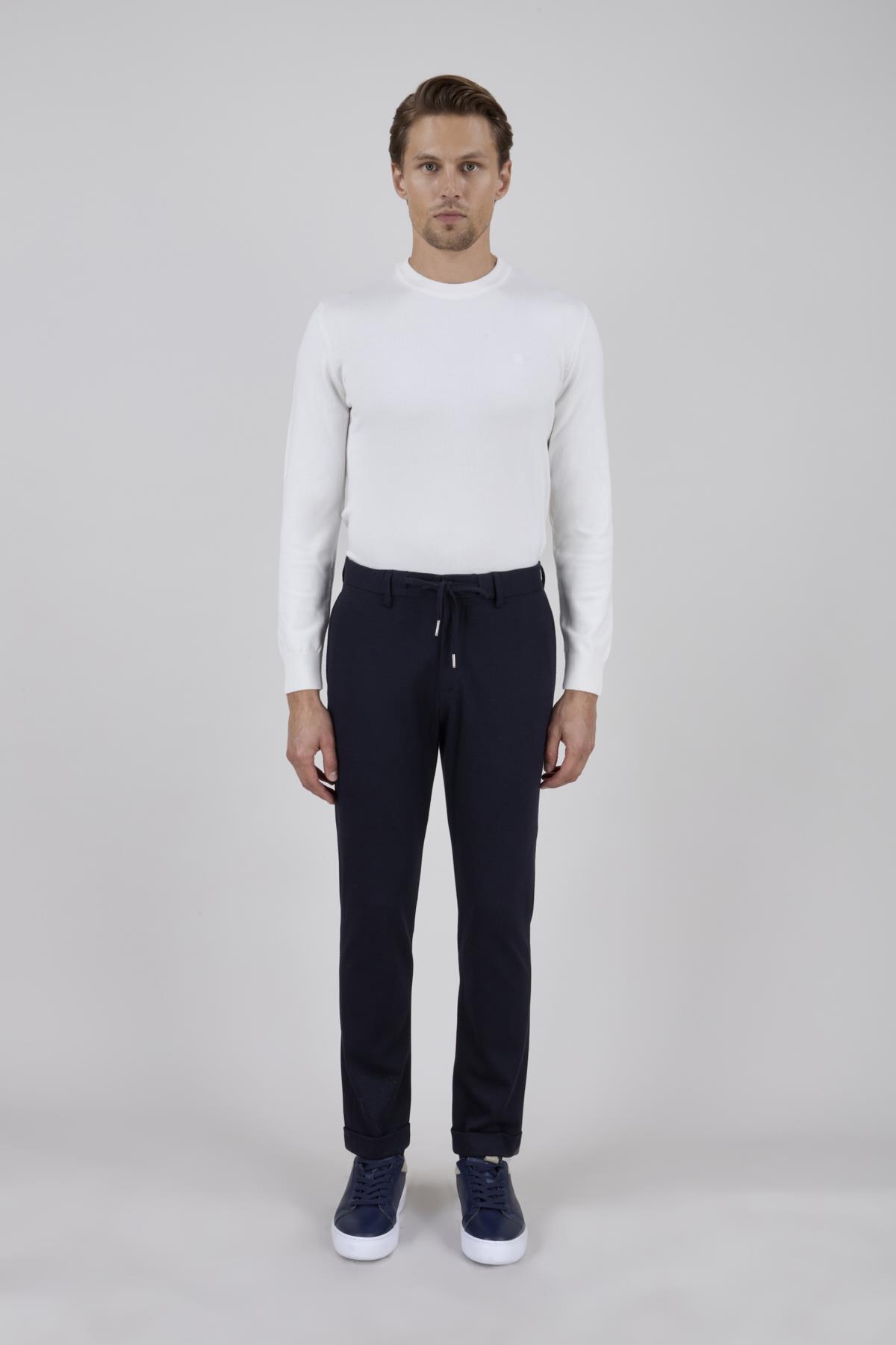 Erkek Lacivert Slim Fit Bağcıklı Pantolon