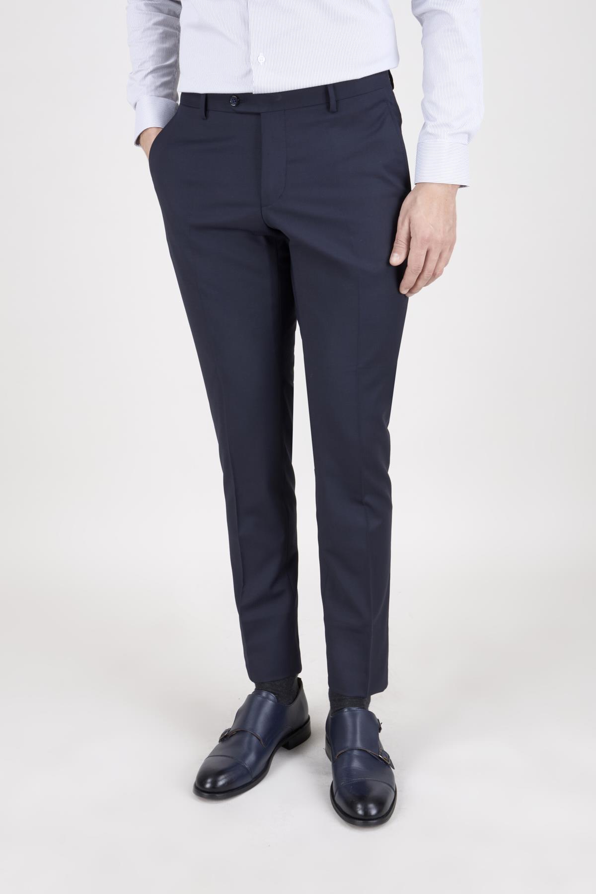 Erkek Slim Fit Sivri Yaka Lacivert Yelekli Takım Elbise