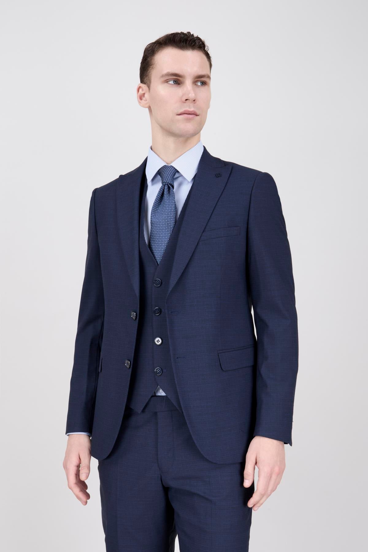 Erkek Slim Fit Sivri Yaka Lacivert Yelekli Takım Elbise
