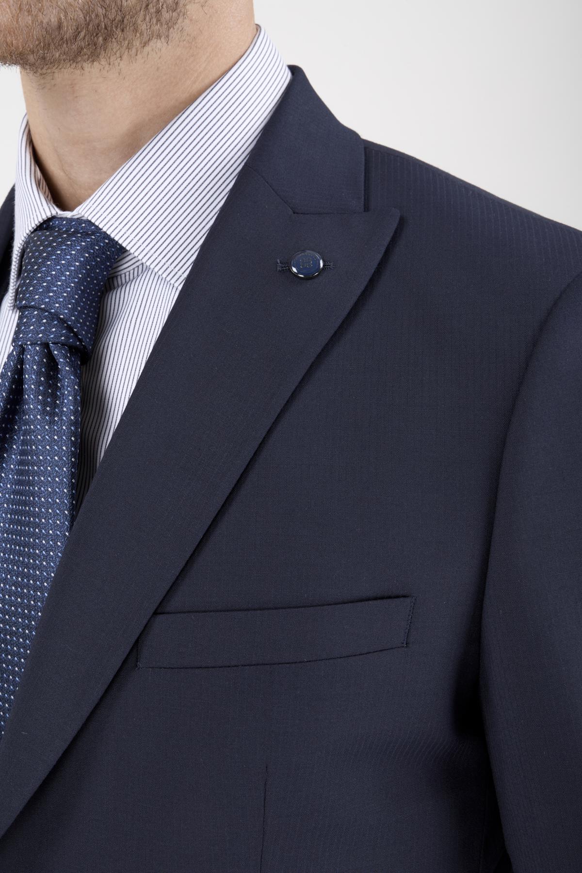 Erkek Slim Fit Sivri Yaka Lacivert Yelekli Takım Elbise