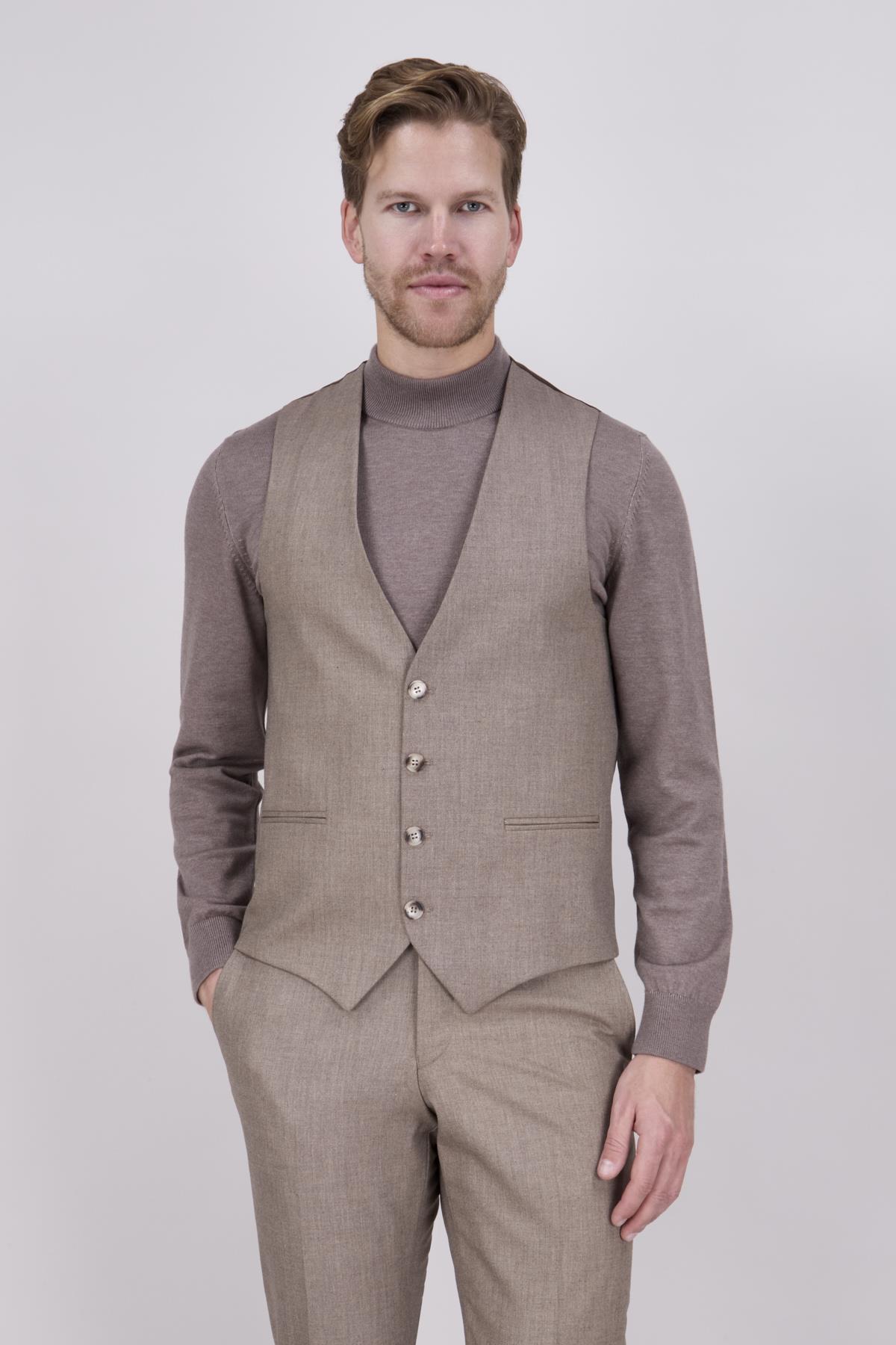 Erkek Slim Fit Sivri Yaka Sütlü Kahve 8 Drop Yelekli Takım Elbise