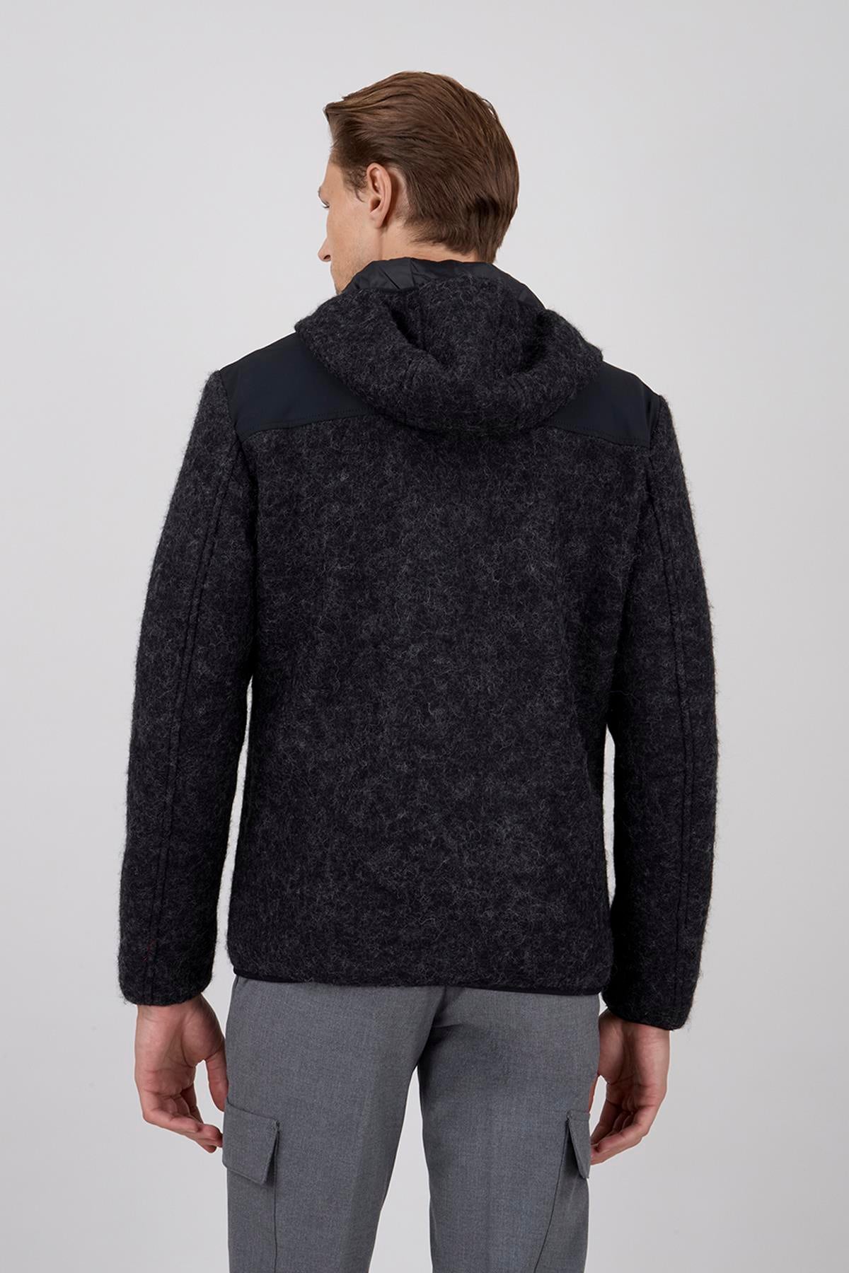 Erkek Kapşonlu Siyah Casual Mont
