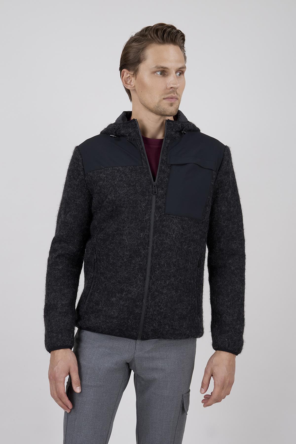Erkek Kapşonlu Siyah Casual Mont