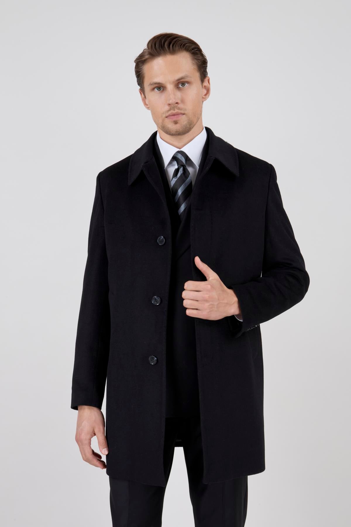 Erkek Siyah Kaşe Kaban