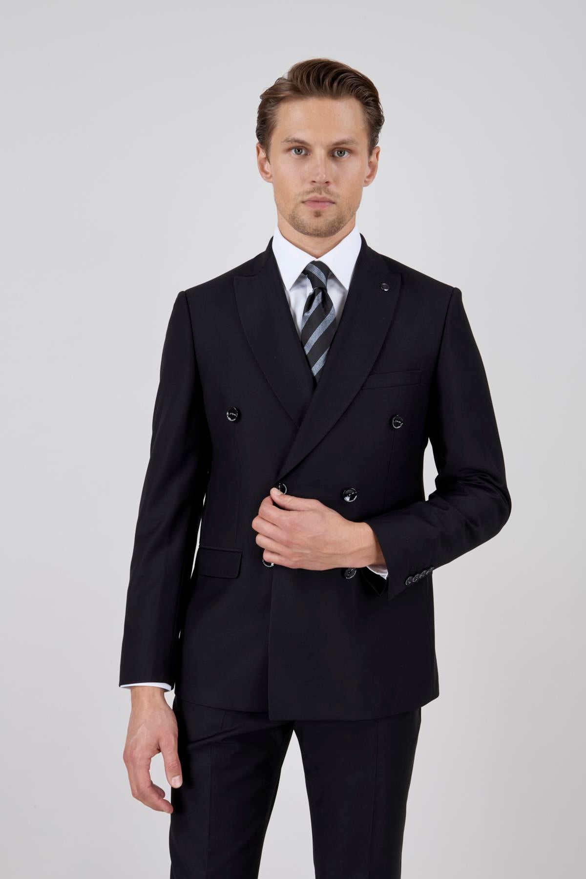 Erkek Slim Fit Sivri Yaka Siyah Kruvaze Takım Elbise