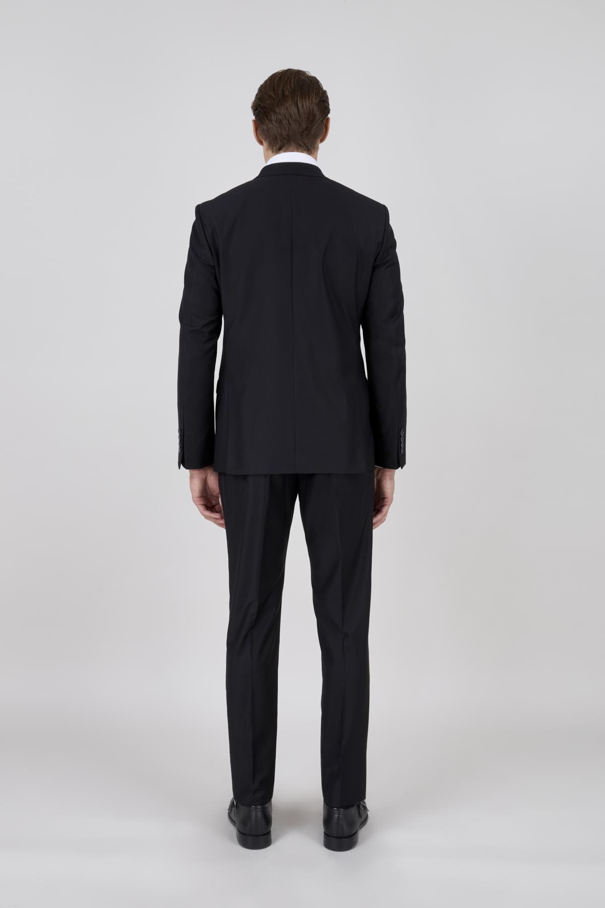 Erkek Slim Fit Sivri Yaka Siyah Kruvaze Takım Elbise