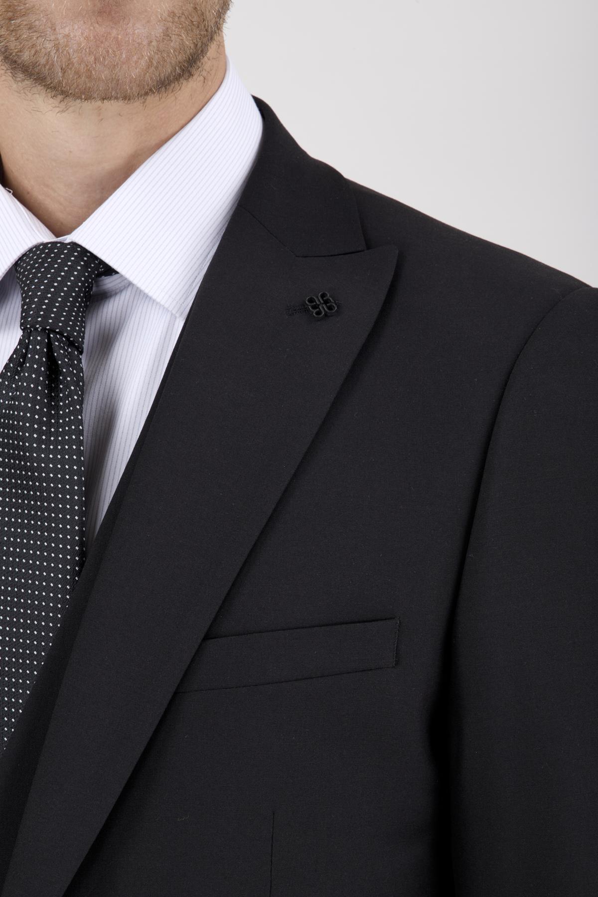 Erkek Slim Fit Sivri Yaka Siyah 8 Drop Yelekli Takım Elbise