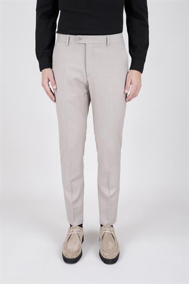 Erkek Slim Fit Sivri Yaka Bej Yelekli Takım Elbise