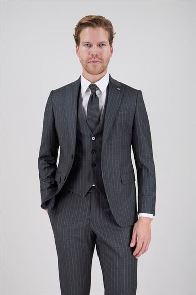 Erkek Slim Fit Sivri Yaka Gri Çizgili Yelekli Takım Elbise