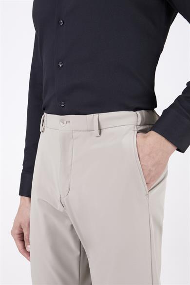 Erkek Slim Fit Sivri Yaka Koyu Bej Puntolu Kapak Cepli Yarım Astar Takım Elbise