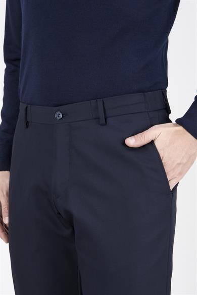 Erkek Slim Fit Sivri Yaka Koyu Lacivert Kombin Takım Elbise