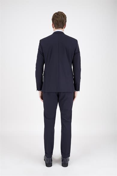 Erkek Slim Fit Sivri Yaka Koyu Lacivert Puntolu Kapak Cepli Yarım Astar Takım Elbise