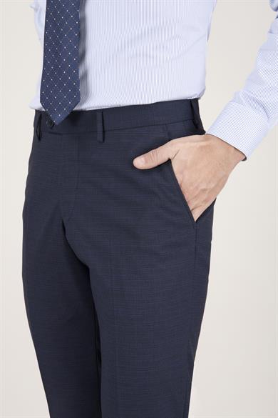 Erkek Slim Fit Sivri Yaka Lacivert Yelekli Takım Elbise
