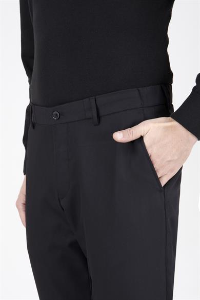 Erkek Slim Fit Sivri Yaka Siyah Kombin Takım Elbise