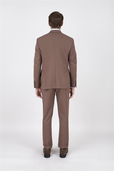Erkek Slim Fit Sivri Yaka Puntolu Torba Cepli Kahverengi Yarım Astar Takım Elbise