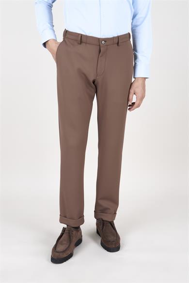 Erkek Slim Fit Sivri Yaka Puntolu Torba Cepli Kahverengi Yarım Astar Takım Elbise