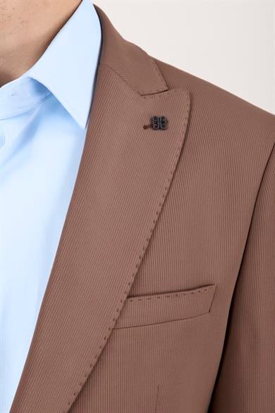 Erkek Slim Fit Sivri Yaka Puntolu Torba Cepli Kahverengi Yarım Astar Takım Elbise